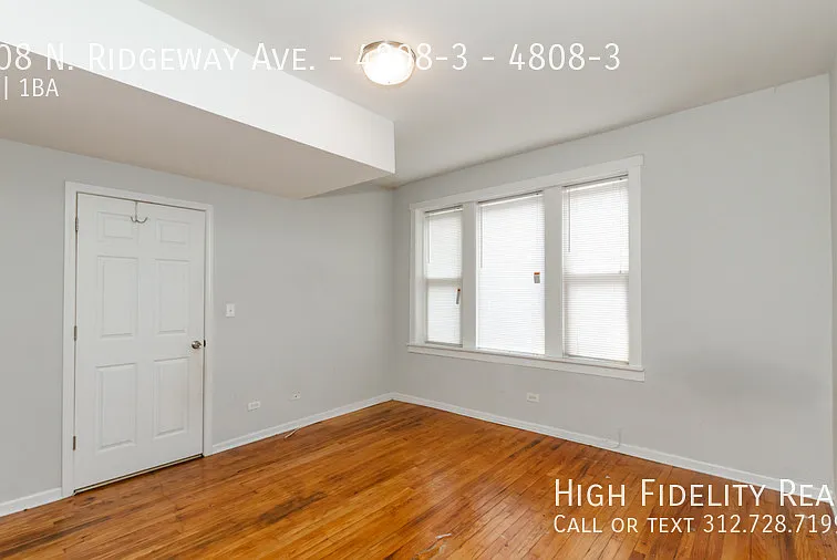 4808 N Ridgeway Ave #3 — Photo 10