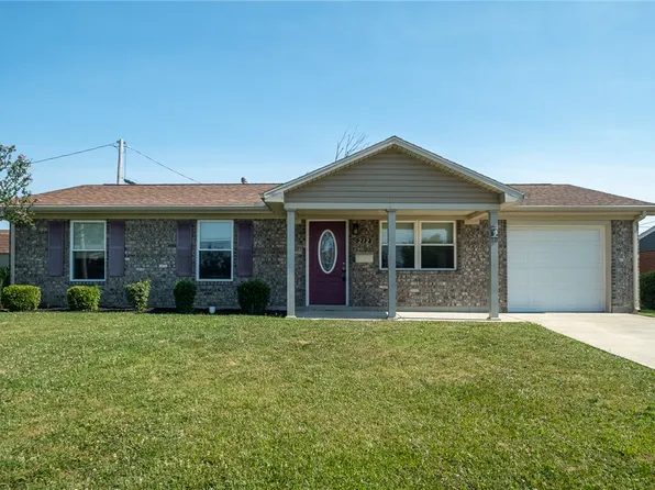 212 Doyle Ave, Brookville, OH 45309
