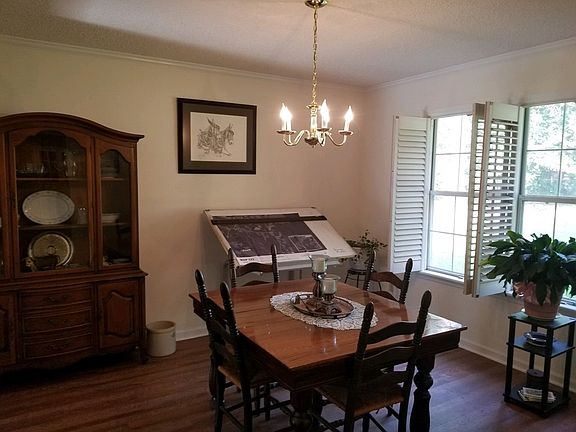 5th image of 1419 Forest Way