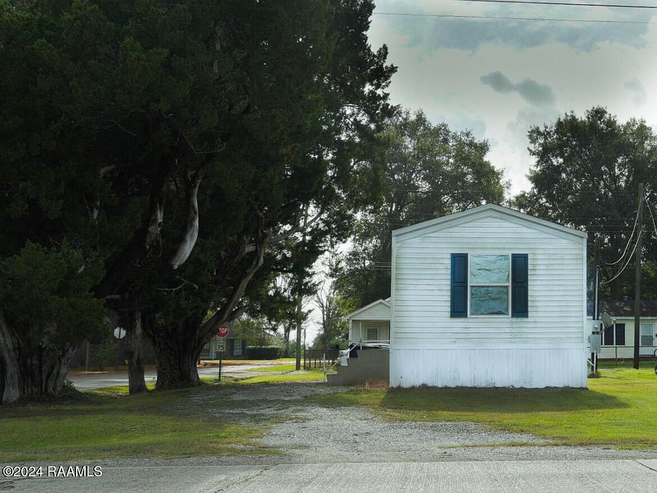2nd image of 941 E Ebey St