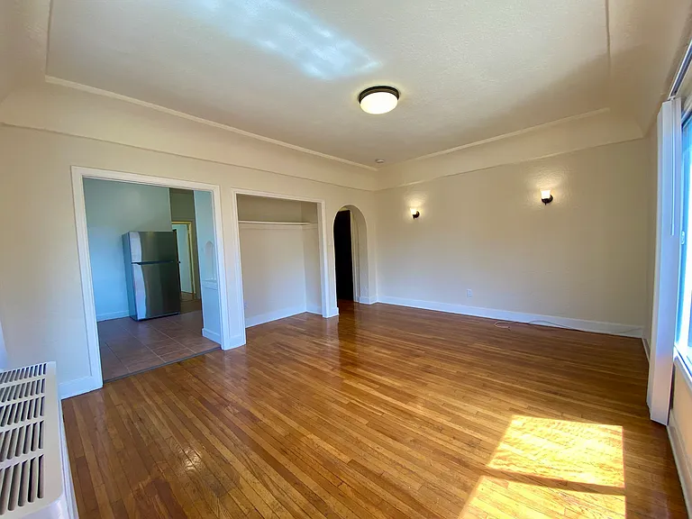 351 N Ogden Dr #7 — Photo 6