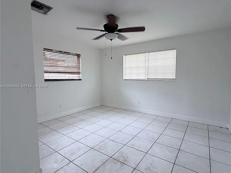 4540 SW 43rd Ave — Photo 12
