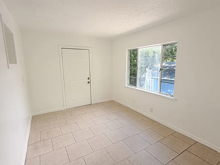 840 30th Ave S #2 — Photo 5