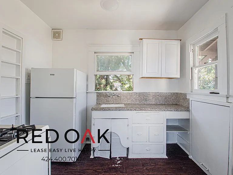 246 Newport Ave #C — Photo 13