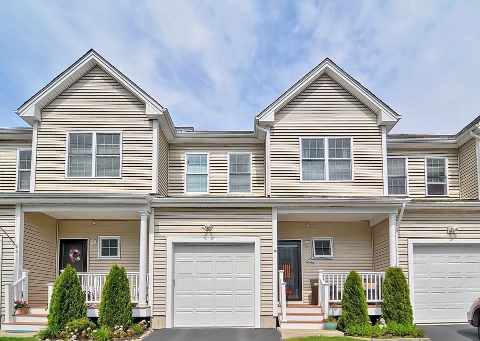 1st image of 58 Reed Ave #10