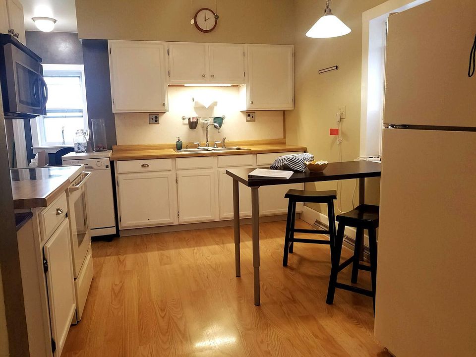 2nd image of 3008 S 14th St
