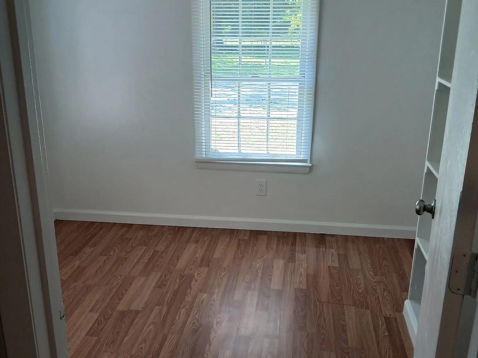 2 bed, 720 sqft, $950 — Photo 2