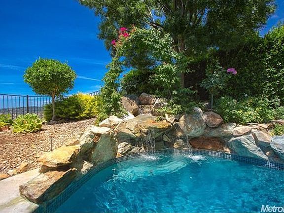 5th image of 1236 Terracina Dr