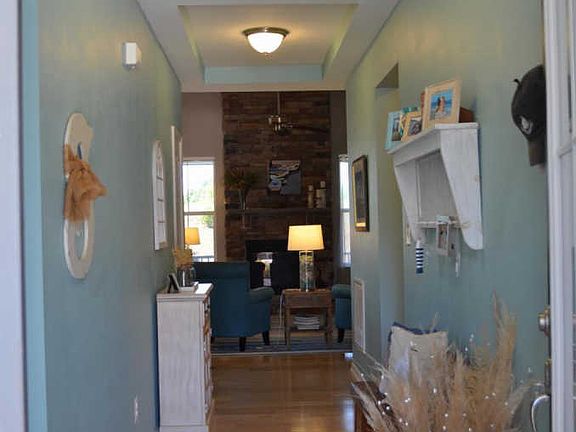5th image of 16809 Bellevue Ct