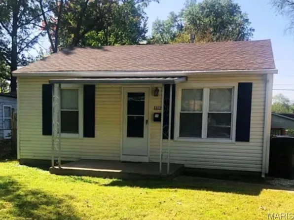 1112 Richard Dr, Cahokia, IL 62206