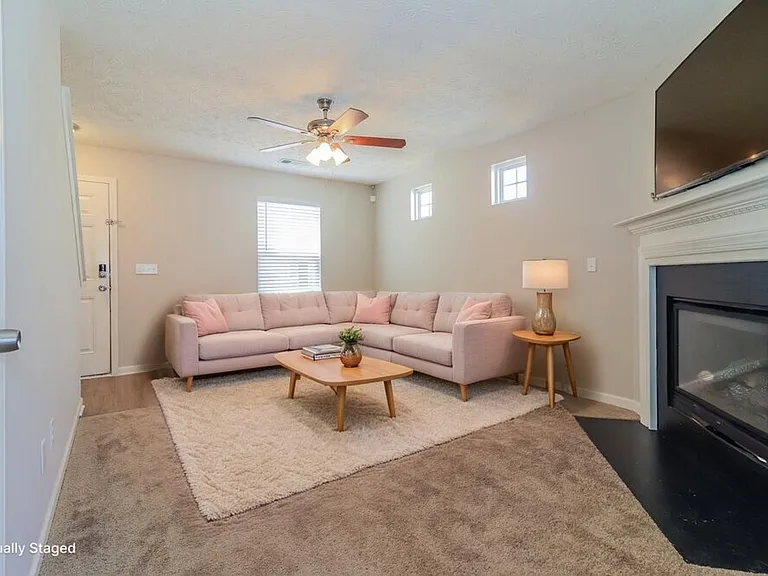 141 Oak Grove Pl — Photo 5