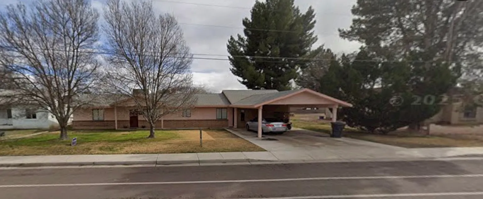 4 bed, 2104 sqft, $2,800 — Photo 1