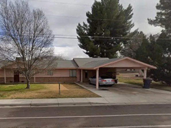 967 N 3rd Ave, Thatcher, AZ 85552