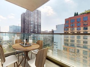 237 E 34th St #1801, New York, NY 10016