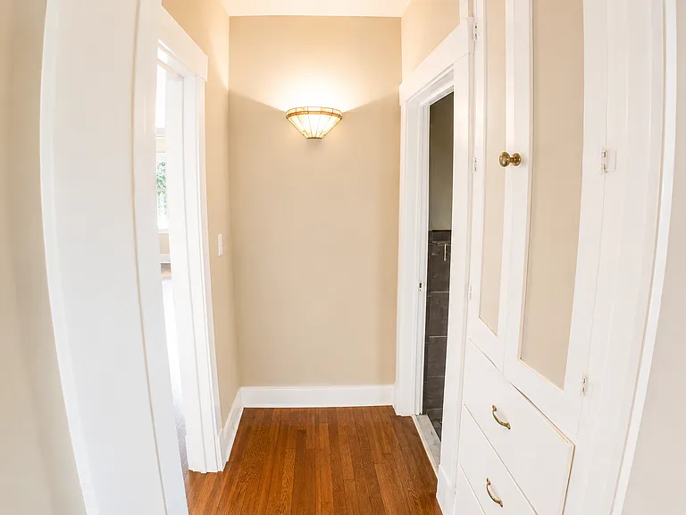 605 E Montgomery Ave — Photo 12