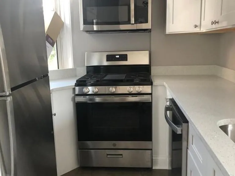 2840 N Albany Ave #1W — Photo 13