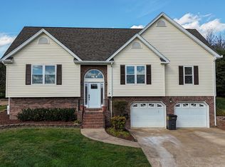 64 Hugo Dr, Ringgold, GA 30736