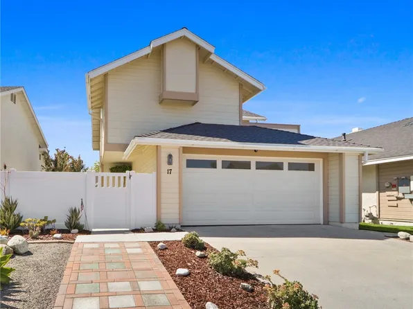 17 Rocky Creek Ln, Laguna Hills, CA 92653