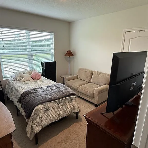 498 Baroness Way — Photo 13