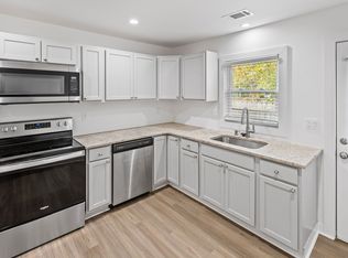 770 N Donahue Dr #A, Auburn, AL 36832