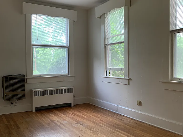 1225 Highland Ave #1 — Photo 15