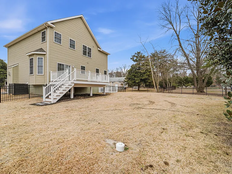 609 Tebbston Dr — Photo 8