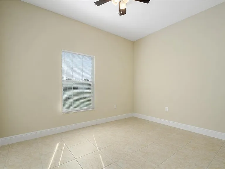 411 Blackbird Way — Photo 16