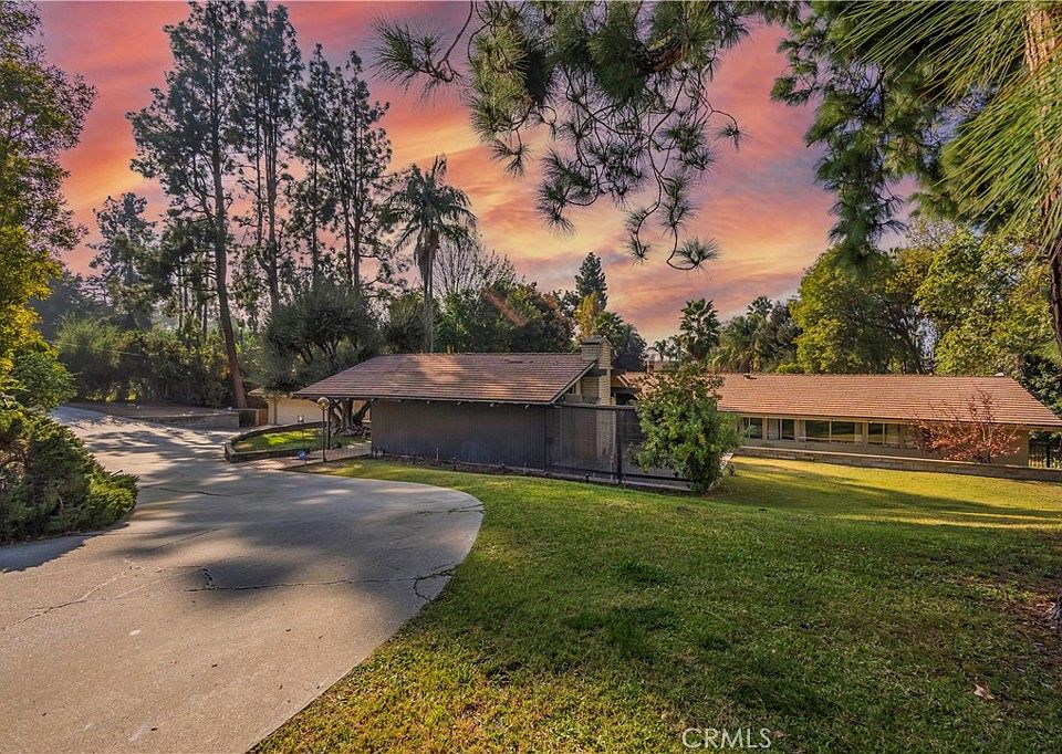 1st image of 625 S Prospero Dr