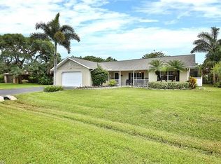 184 Palm View Dr, Naples, FL 34110