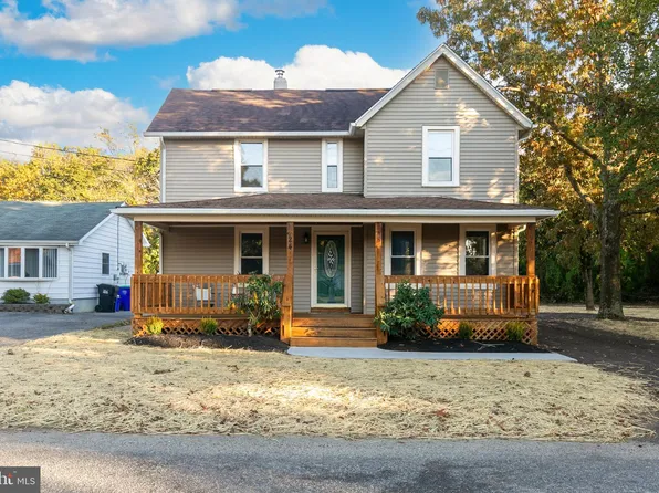 24 W 15th St, Hammonton, NJ 08037