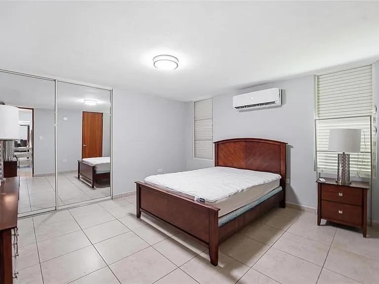 469 Sabanera — Photo 17