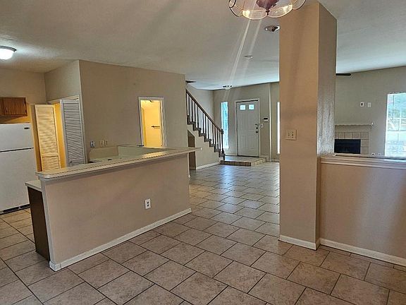 4th image of 7013 Alabonson Rd
