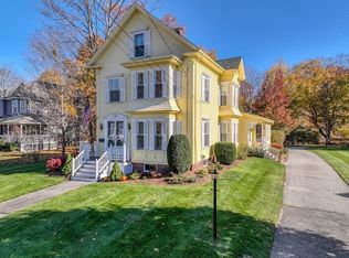 39 Fletcher Rd, Bedford, MA 01730