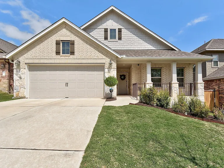 232 Tangled Brush Dr — Photo 1