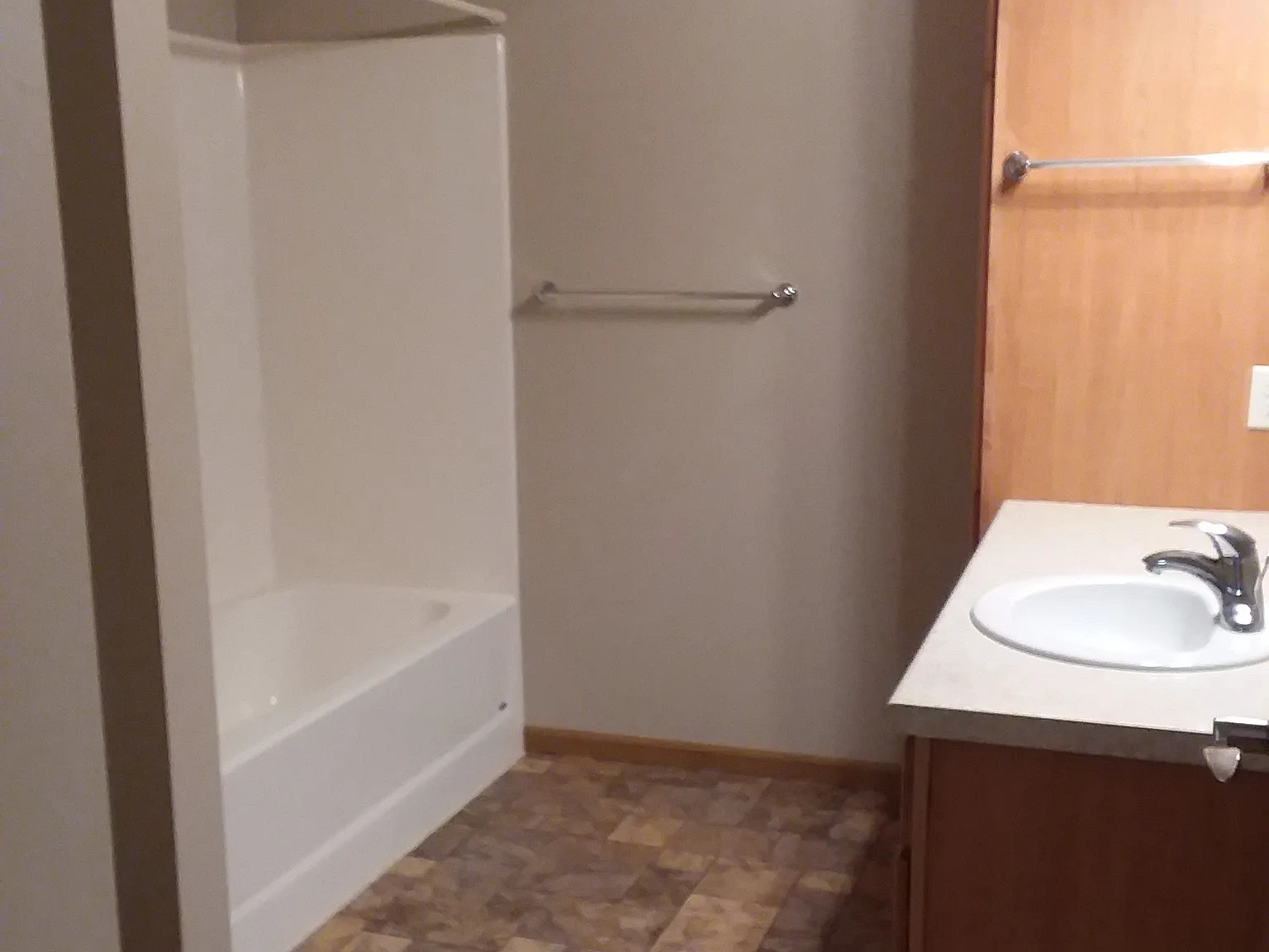 2 bed, 1173 sqft, $1,140 — Photo 3