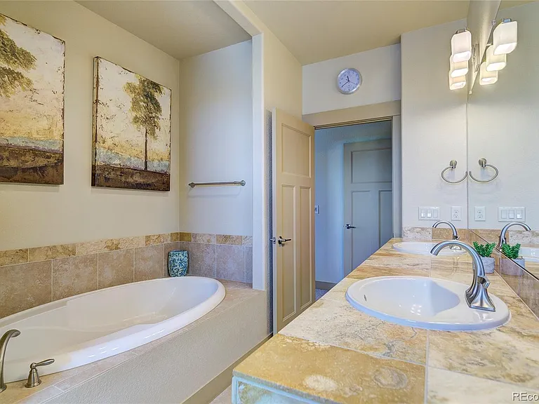 42105 Plantation Cir — Photo 10
