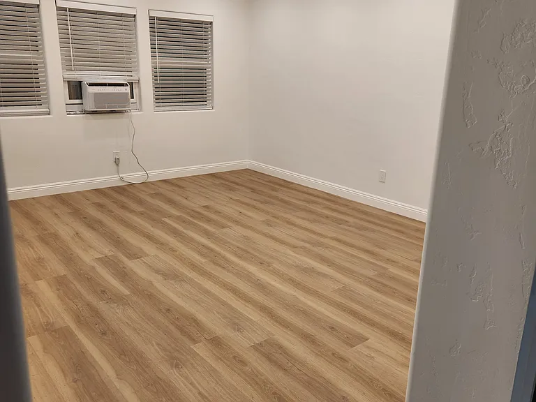 461 Smith Ave #A — Photo 10