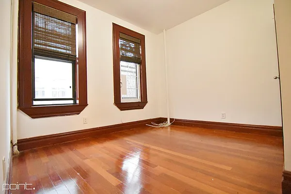 Rented by Point NYC | media 5