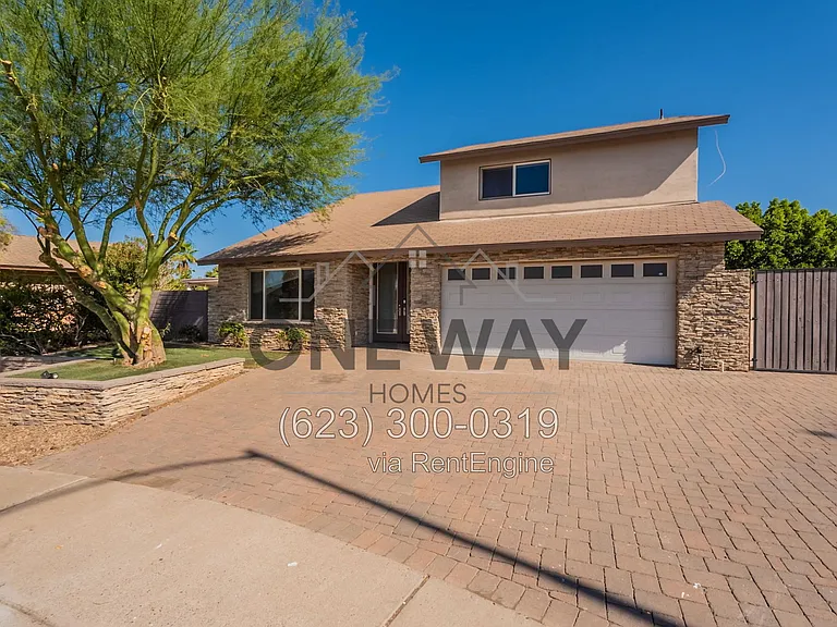 1325 W Lobo Ave — Photo 1