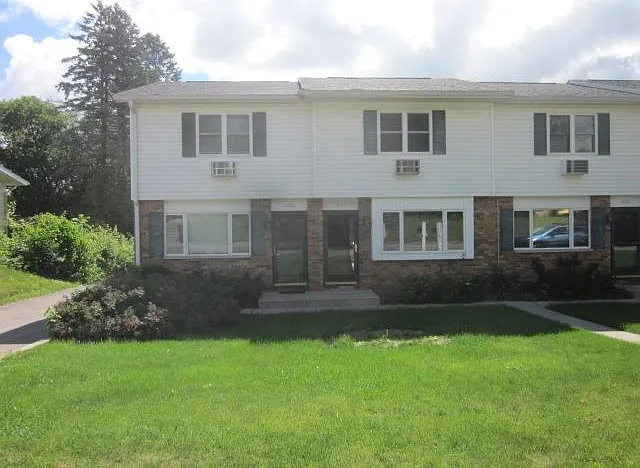 1402 Tuttle St #1402