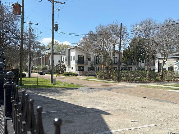 3rd image of 2293 Hollydale Ave #3