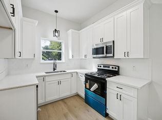 422 New Hampshire St #B, Houston, TX 77029