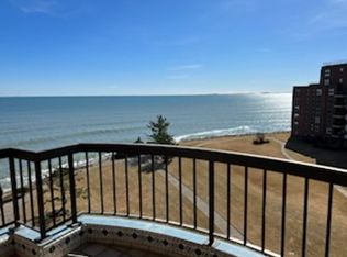 3 Seal Harbor Rd APT 633, Winthrop, MA 02152