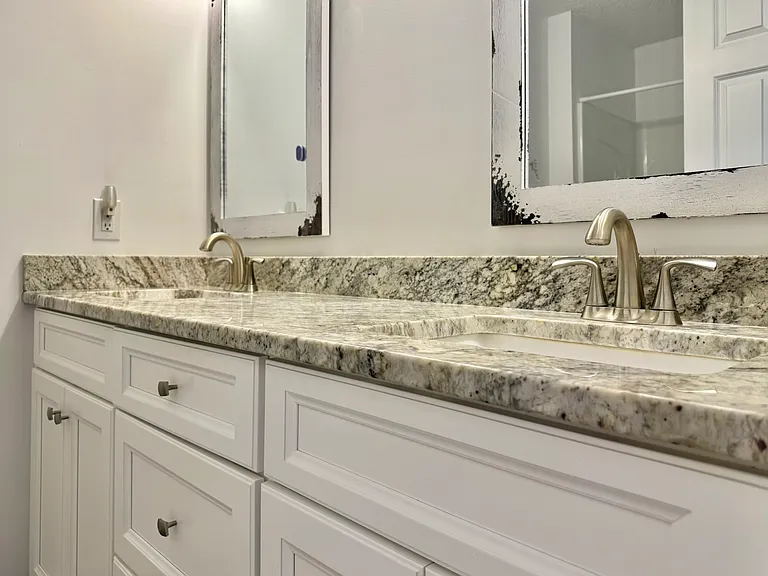 7162 Windward Dr — Photo 5