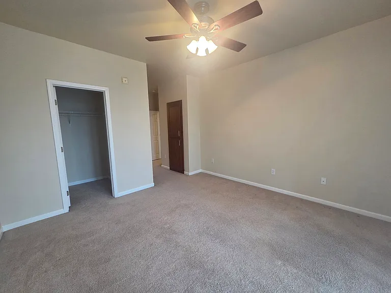 4281 Clarinbridge Cir — Photo 15