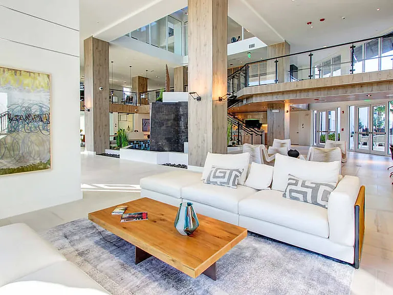 Legacy Naples Apartments — Photo 8