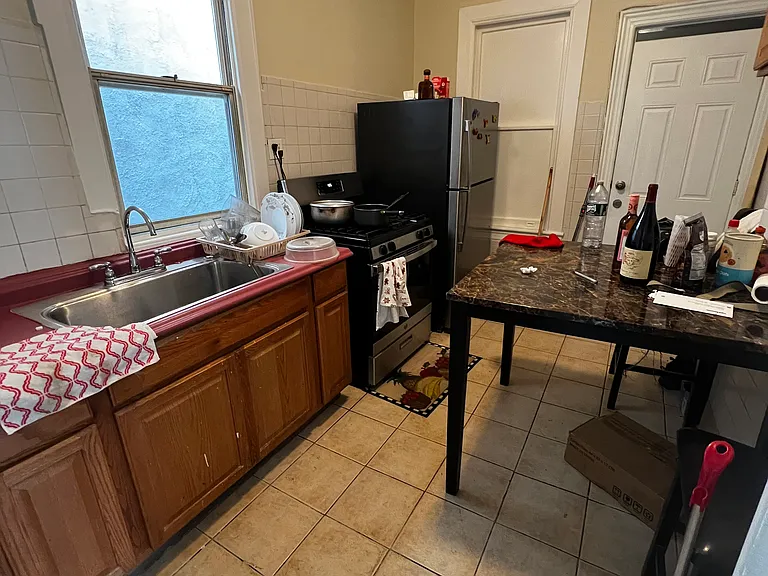 590 Van Nest Ave #2 — Photo 4