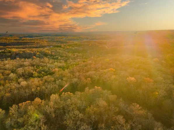 000 U Highway, Hermitage, MO 65668