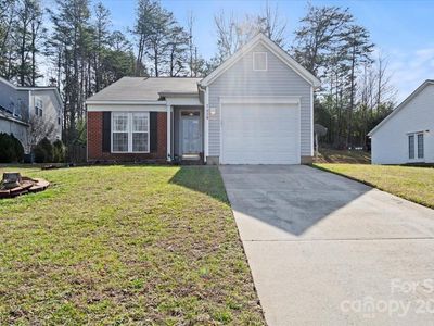7438 Preakness Stakes Ln, Charlotte, NC, 28215