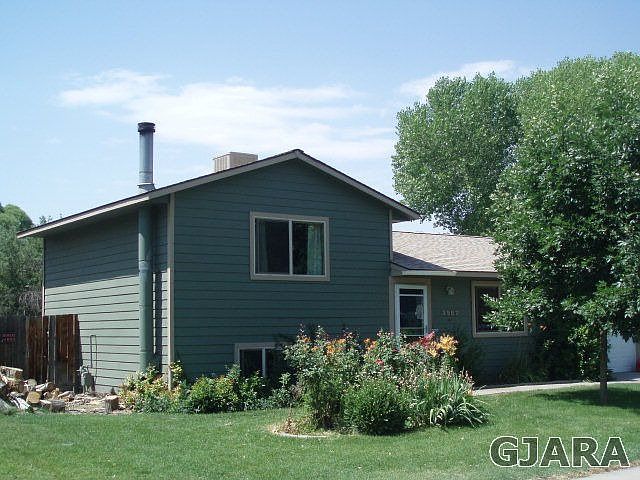 2nd image of 2987 Walnut Ave